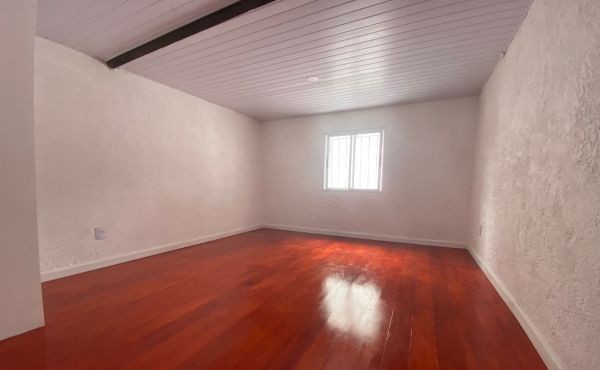 b8e76f00-3e6d-4811-aec1-7ead1632ca19