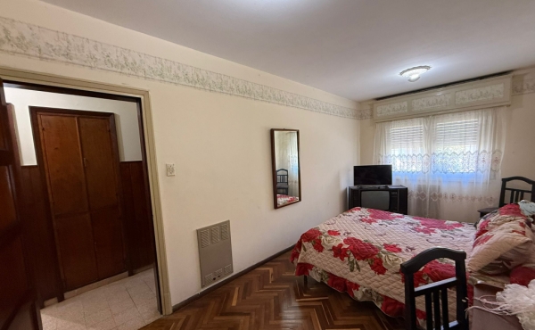 0f209ff7-f6a5-442c-9405-8e898bc59183