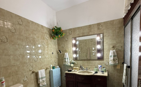 37b0f6d3-144c-4c0b-8a78-61c339149628