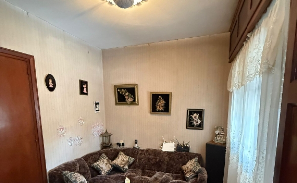 eb07749e-6a53-4ad9-acb6-c020bc6f4f4a (1)