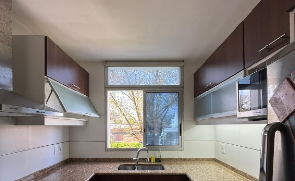 66435879-94cb-45e9-86d4-664d51648713