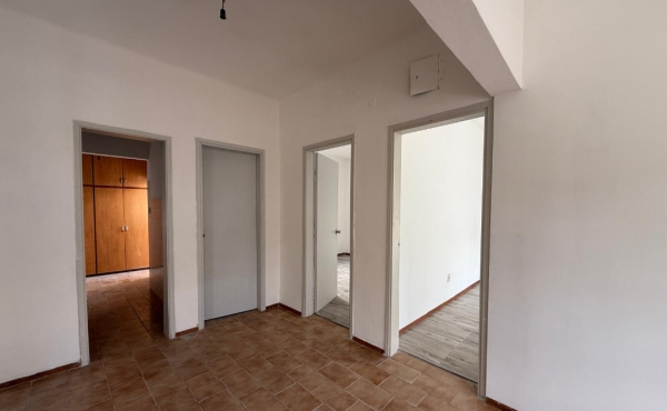 2c3243da-ae5b-4f30-abbb-6a8df90aa5fc